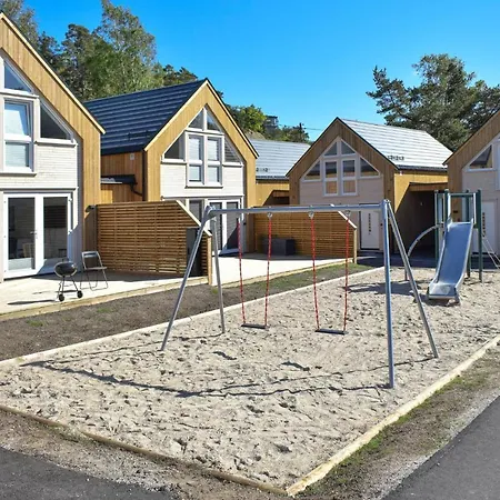 Stunning In Sgne With 4 Bedrooms And Wifi * Søgne